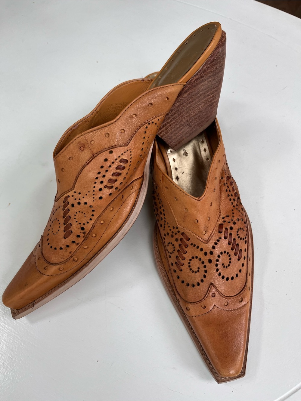 BCBG Vintage Cognac Leather Pointed-Toe Perforated Western Style Mule Heels